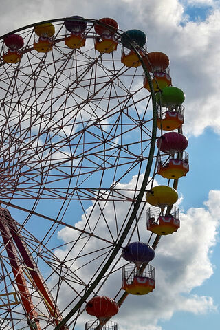 Sky High Adventures: The Ferris Wheel Experience 🎡✨