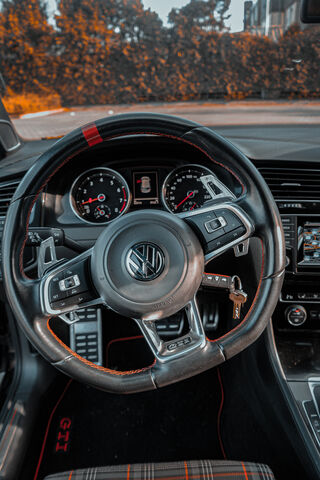Inside the Icon: Volksw..