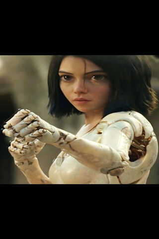 Fierce Warrior of the Future: Alita Unleashed ⚔️🤖