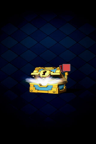 Unlock the Treasures of the Clase Royal Chest! 🔑✨