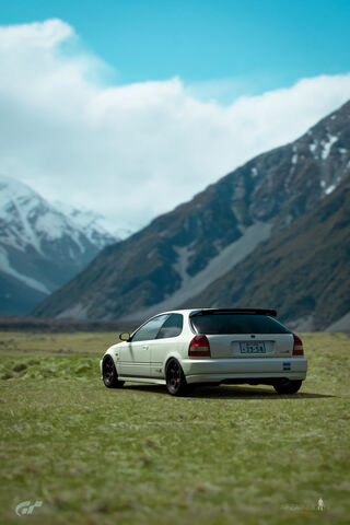 Honda Dreams: A Journey Through Nature 🌄🚗