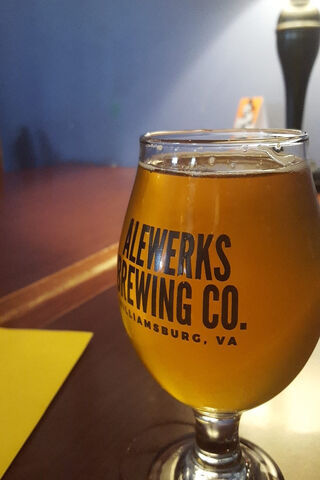 Cheers to Alewerks: A Sip of Williamsburg 🍻
