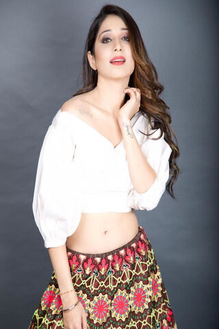 Elegance in Tradition: A Modern Twist