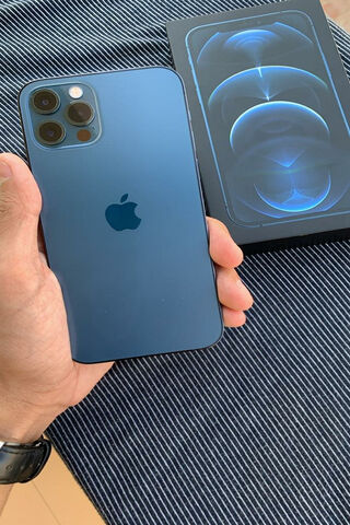 Sleek Innovation: The Apple iPhone 12 Pro 📱✨