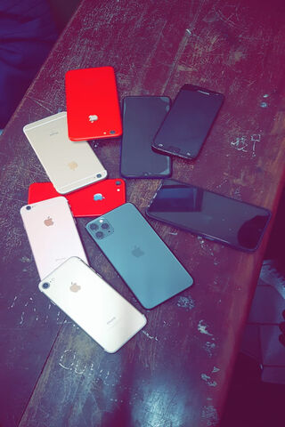 A Colorful Collection of Mobiles 📱✨