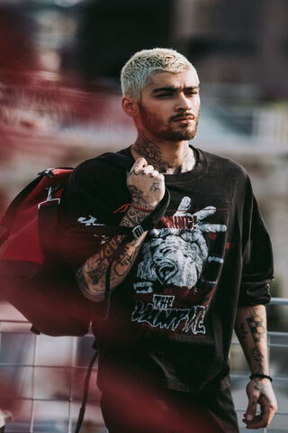 Urban Vibes: Zayn Malik's Bold Style