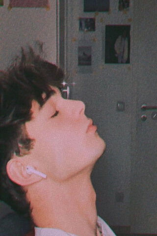 Chasing the Pink Energy Vibe 🌟