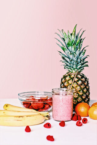 Tropical Bliss: A Fruta Fiesta 🍍🍓