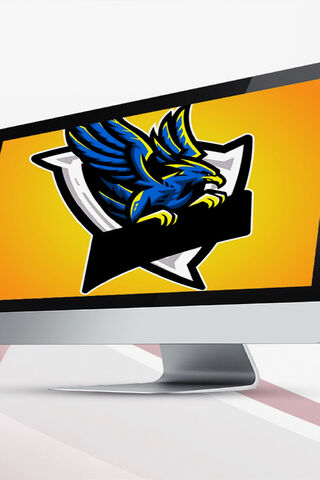 Dynamic Gamer Logo: Soar to Victory! 🎮🦅