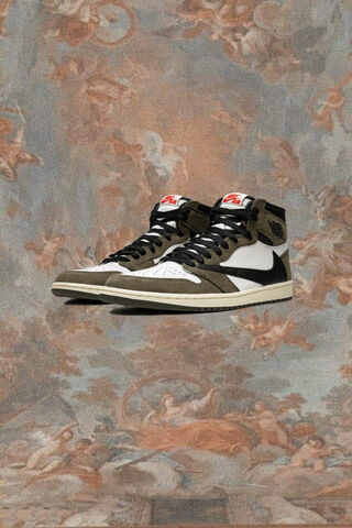 Travis Scott's Iconic Jordan 1: A Sneakerhead's Dream! 👟✨