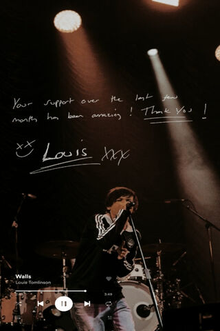 Echoes of Support: Louis on Stage 🎤✨