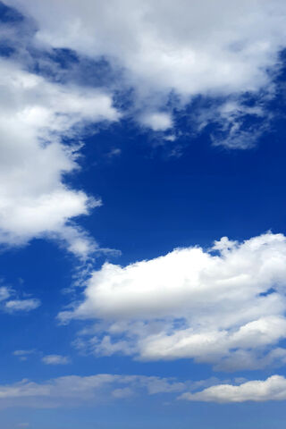 Mavi: Embracing the Sky's Serenity ☁️🌤️