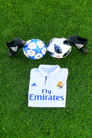 Kickoff with Adidas Team Spirit! ⚽️👕