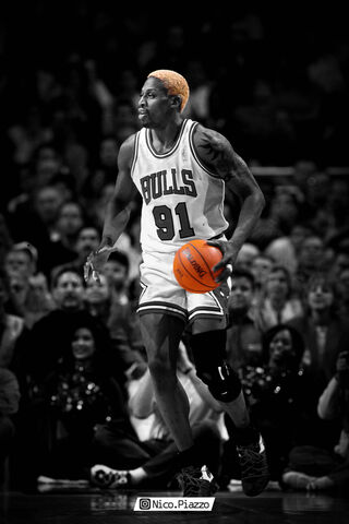 The Iconic Playmaker: Dennis Rodman in Action 🏀✨