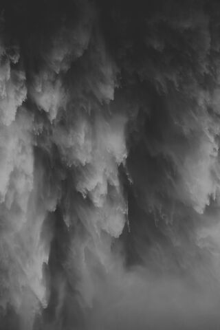 Stormy Skies: Nature's Drama Unleashed 🌩️