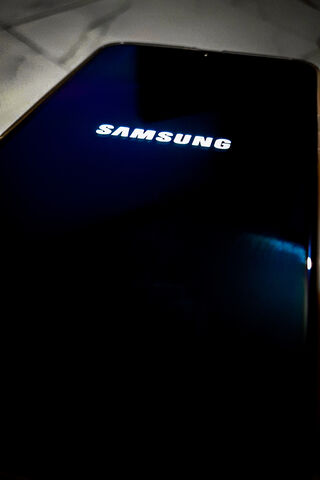 The Power of Samsung: Innovation at Your Fingertips! 📱✨