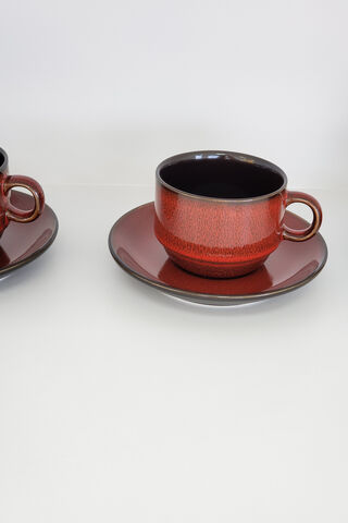 Elegant Tea Time: The Samsung S10 Tea Cup