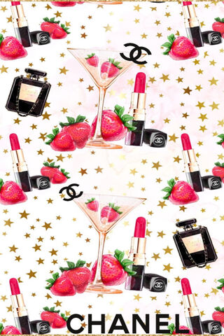 Chic Indulgence: The Glamorous World of Chanel 🍓✨