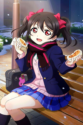 Nico Yazawa: Sweet Treats and Cheerful Vibes! 🍩✨