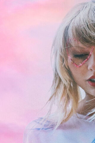 Dreamy Vibes: Taylor's Lover Era 🌸✨