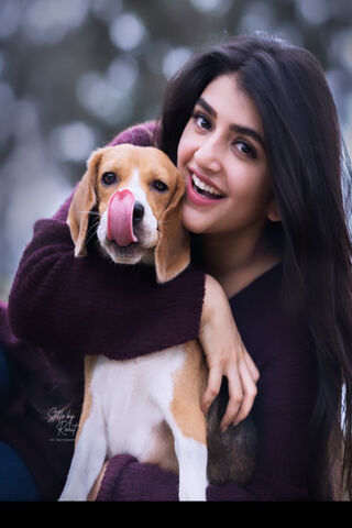 Sreeleela's Joyful Bond with Her Furry Friend 🐶❤️