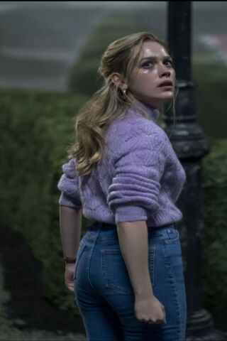 Dani's Moment of Reflection 🌫️✨