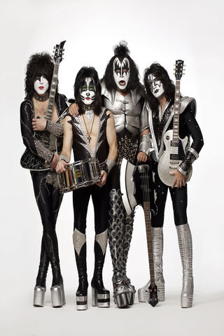 Rock Legends Unite: The Kiss Experience 🎸✨