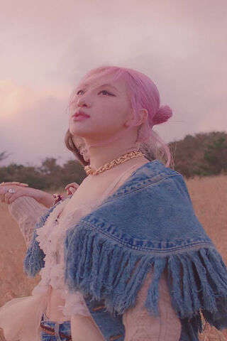 Dreamy Vibes of Lovesick Girls 🌸✨