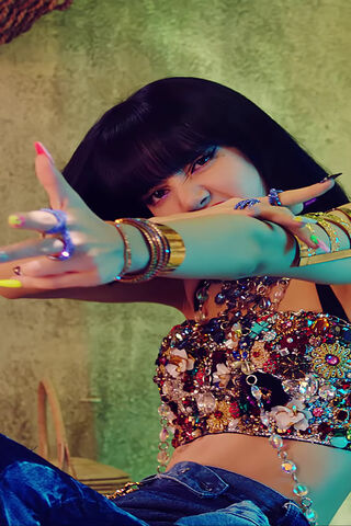 Unleashing the Power: Lisa's How You Like That Vibe! 💥✨