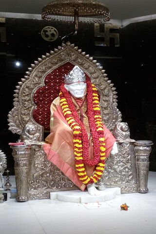 Divine Presence: The Se..