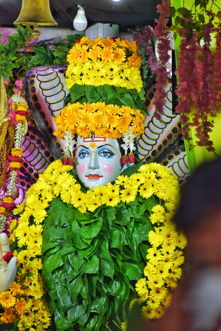 The Divine Presence of Mahakal 🌼✨