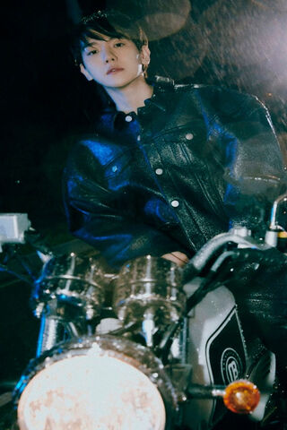 Bambi on Wheels: Baekhyun's Daring Ride 🦌🏍️