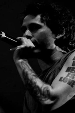 Echoes of Canserbero: A Voice of the Streets 🎤✨