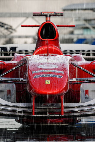 Racing Through the Rain: The Iconic Formula 1