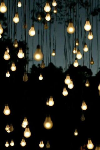 Twinkling Dreams: A Symphony of Hanging Lights ✨💡