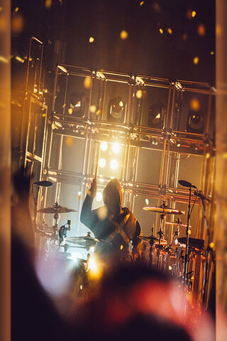 Rhythmic Energy: The Beat of Josh Dun 🎶✨