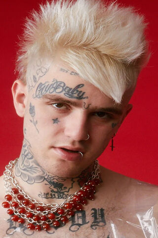 Lil Peep: A Bold Expression of Art and Emotion 🎤❤️