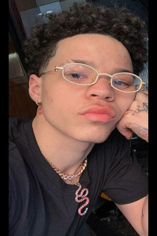 Lil Mosey: The Rising Star of Hip-Hop 🎤✨