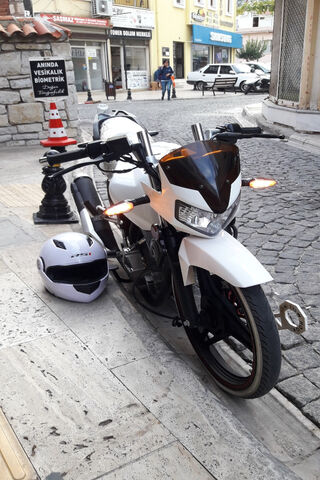 Mondial: The Urban Cruiser 🏍️✨