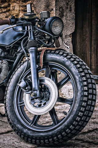 Moto Magic: The Art of ..