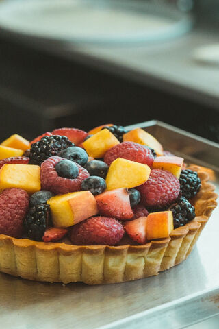 Delightful Mix of Freshness 🍓🍏