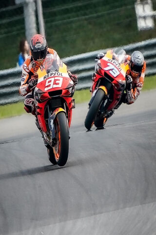 Racing Legends: The Thrill of MotoGP 🏍️🔥