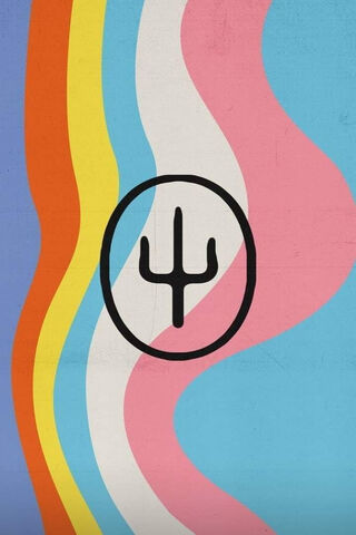 Vibrant Waves of Expression: Top Choker Wall 2021