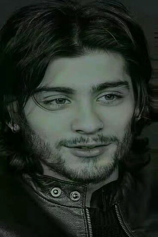 Zayn Malik: The Charismatic Star 🌟