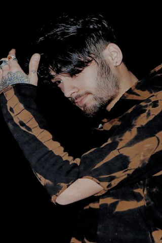 Zayn Malik: The Style Icon in Action