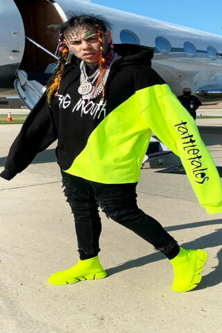 Vibrant Vibes: 6ix9ine's Bold Style