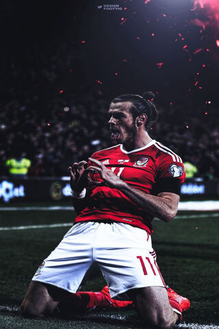 Bale's Epic Celebration: A Moment of Glory! ⚽🎉