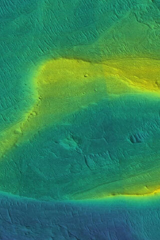 Exploring the Ancient Waterways of Mars 🌌💧