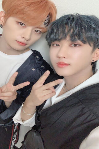 Dynamic Duo: Minho & Changbin Unite! 🎤✨