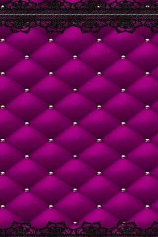 Gilded Elegance: The Allure of Gold Lace ✨